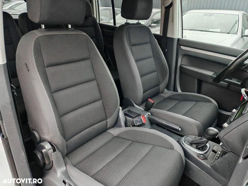 Volkswagen Touran 2.0 TDI DPF DSG Comfortline - 6