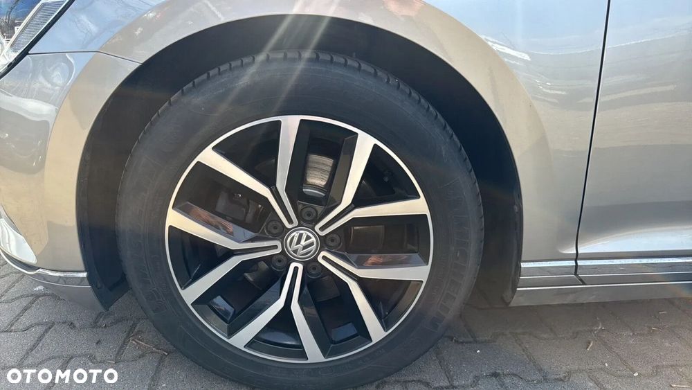Volkswagen Passat 2.0 TDI BMT Highline DSG - 13