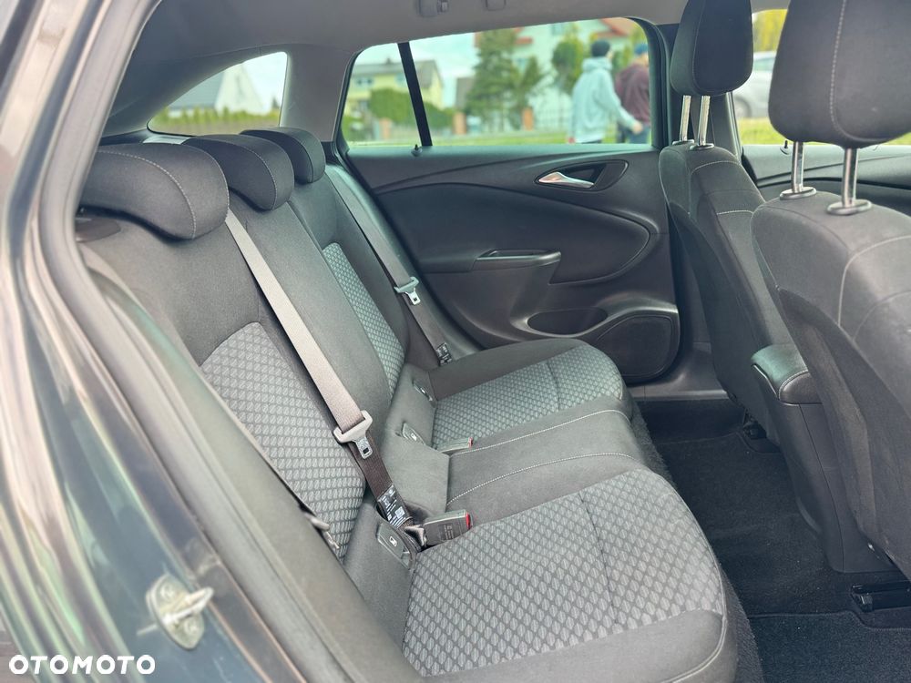 Opel Astra - 28