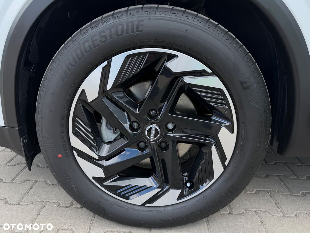 Nissan Qashqai 1.3 DIG-T N-Connecta DCT - 39