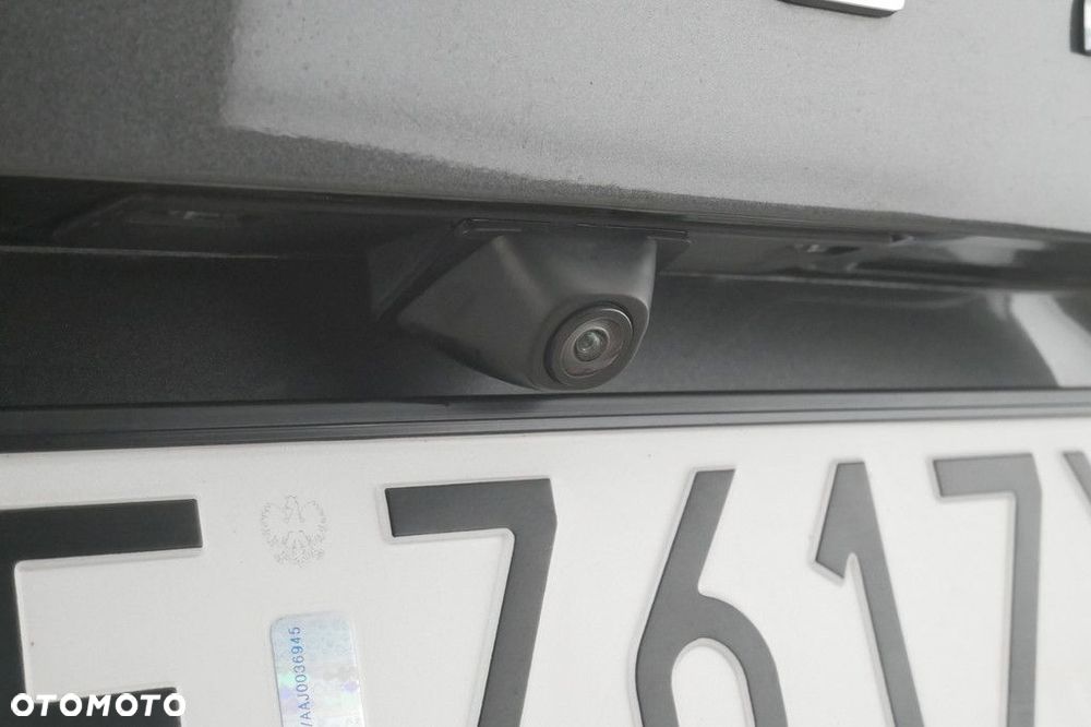 Ford Kuga - 17