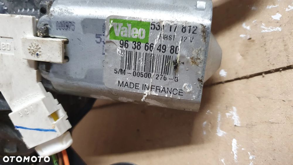 SILNICZEK WYCIERACZKI TYŁ PEUGEOT 206 nr 9638664980  53017812 - 2
