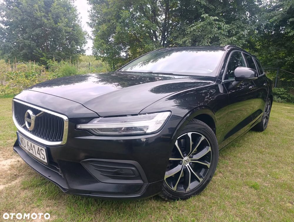Volvo V60 D4 Momentum Pro - 2
