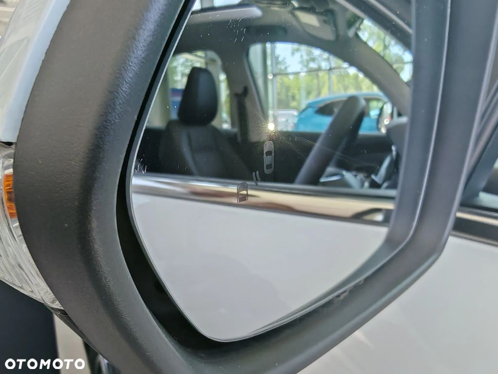 MG ZS Hybrid+ - 16