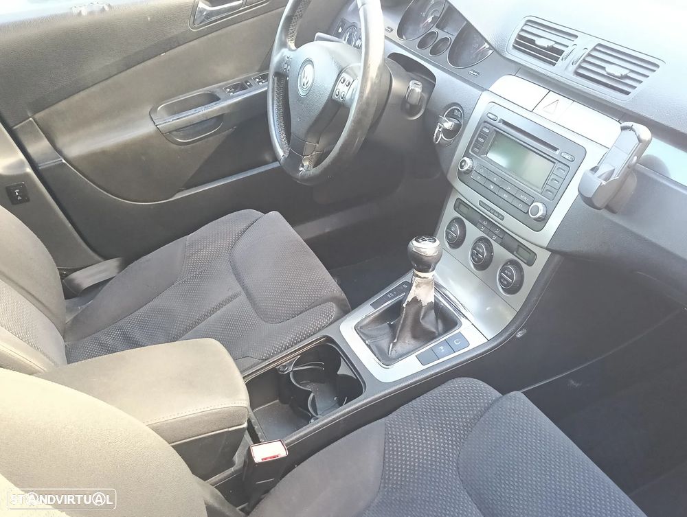 VW Passat Variant - 15
