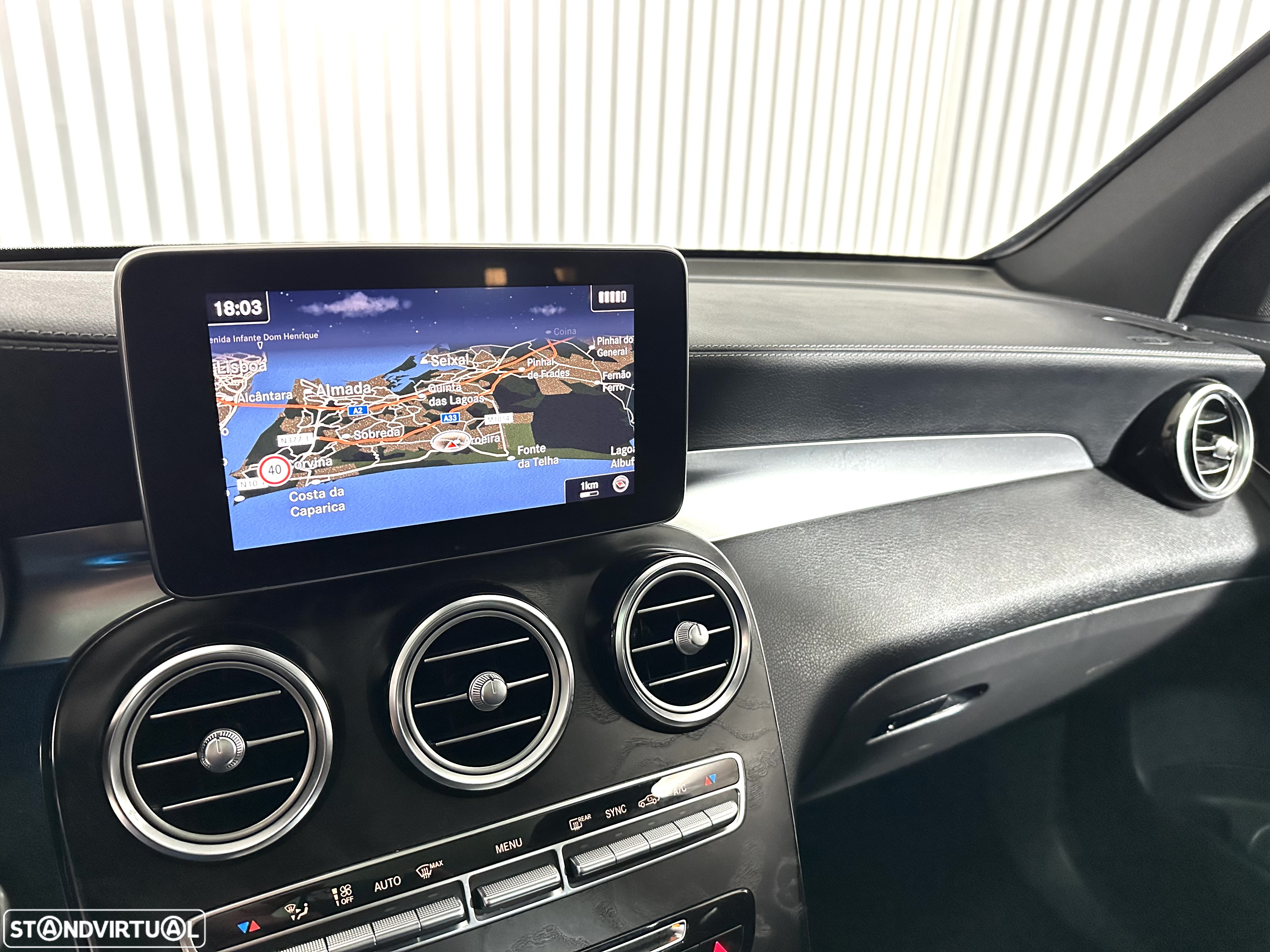 Mercedes-Benz GLC 250 d 4Matic 9G-TRONIC AMG Line - 13