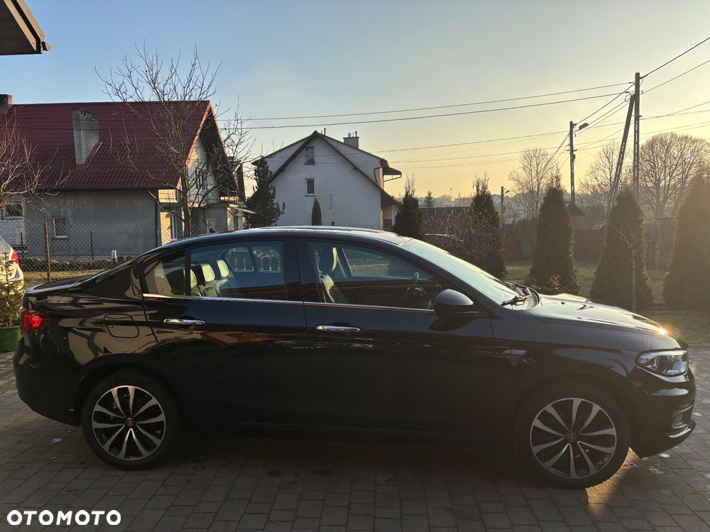Fiat Tipo 1.4 T-Jet Business Line - 24