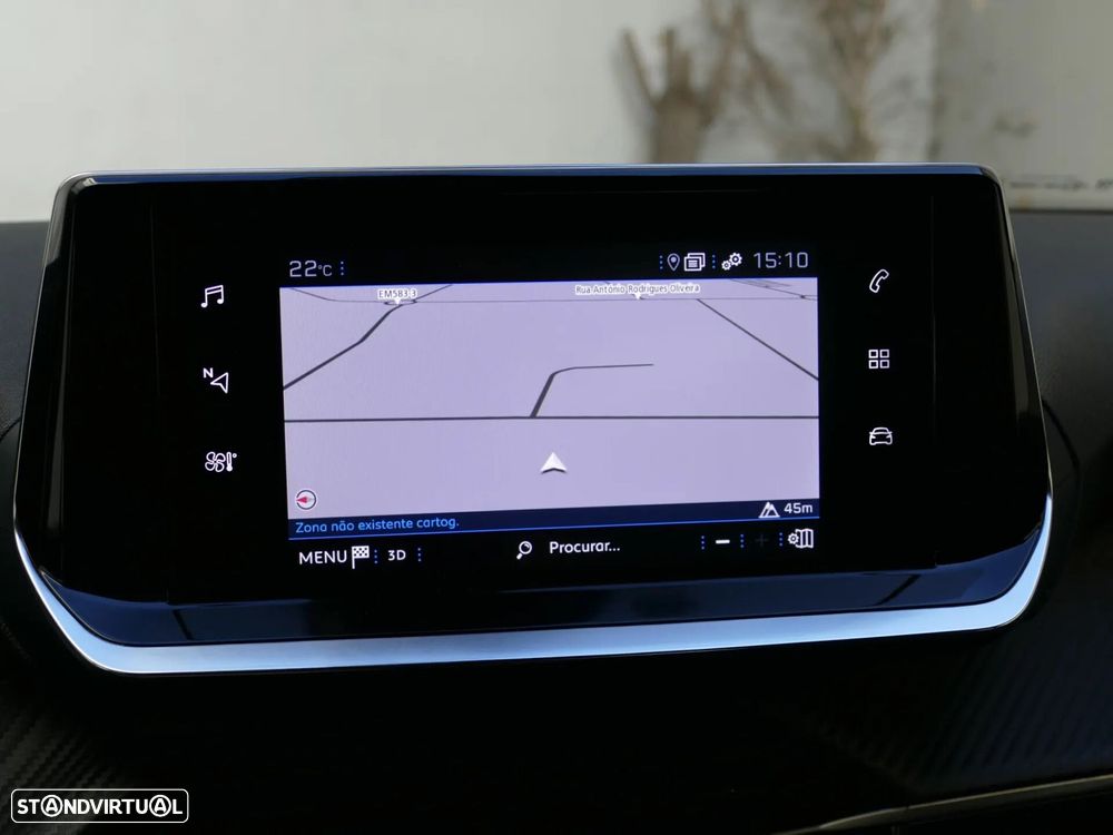 Peugeot 2008 1.2 PureTech Allure EAT8 - 19