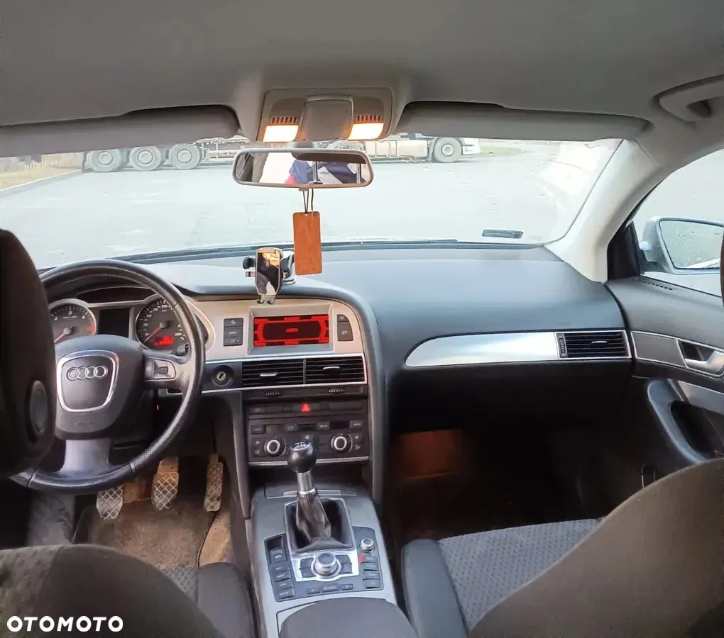 Audi A6 2.0 TDI - 10