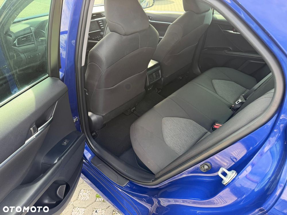 Toyota Camry 2.5 Hybrid Comfort CVT - 13