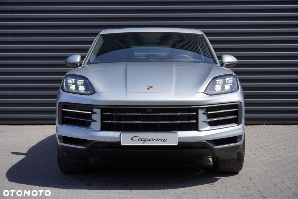 Porsche Cayenne - 2