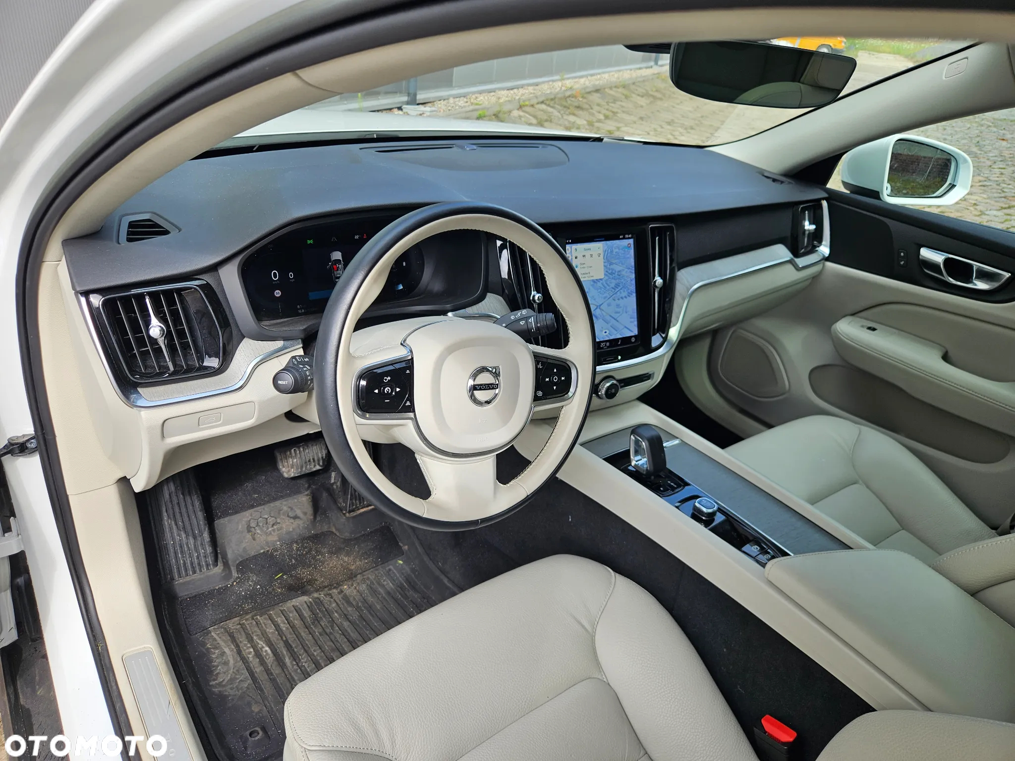 Volvo V60 B5 B AWD Geartronic Momentum - 38