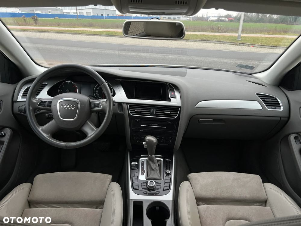 Audi A4 Avant 2.0 TDI DPF multitronic Ambition - 9