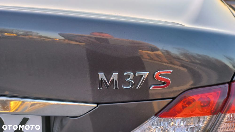 Infiniti M M37 S - 18