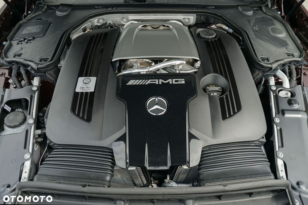 Mercedes-Benz AMG GT - 15