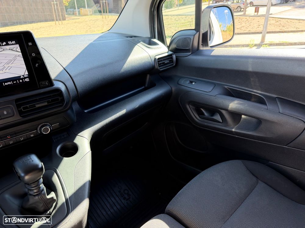 Toyota Proace City - 16