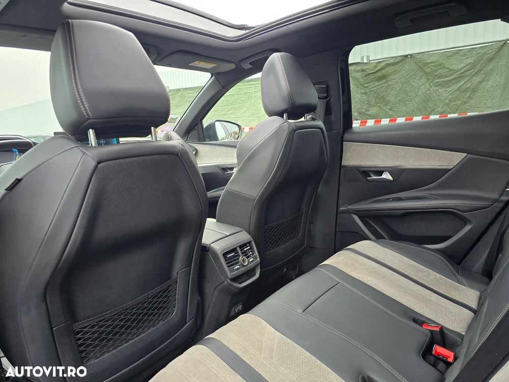 Peugeot 3008 PHEV EAT8 4X4 GT Pack - 14