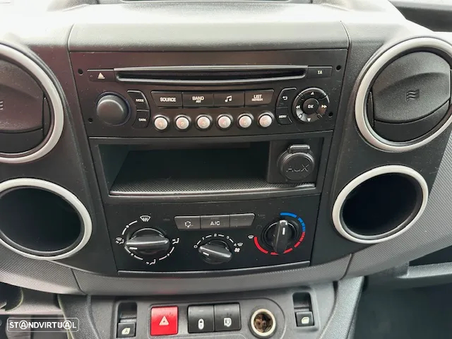Citroën BERLINGO 3 LUG. - 11