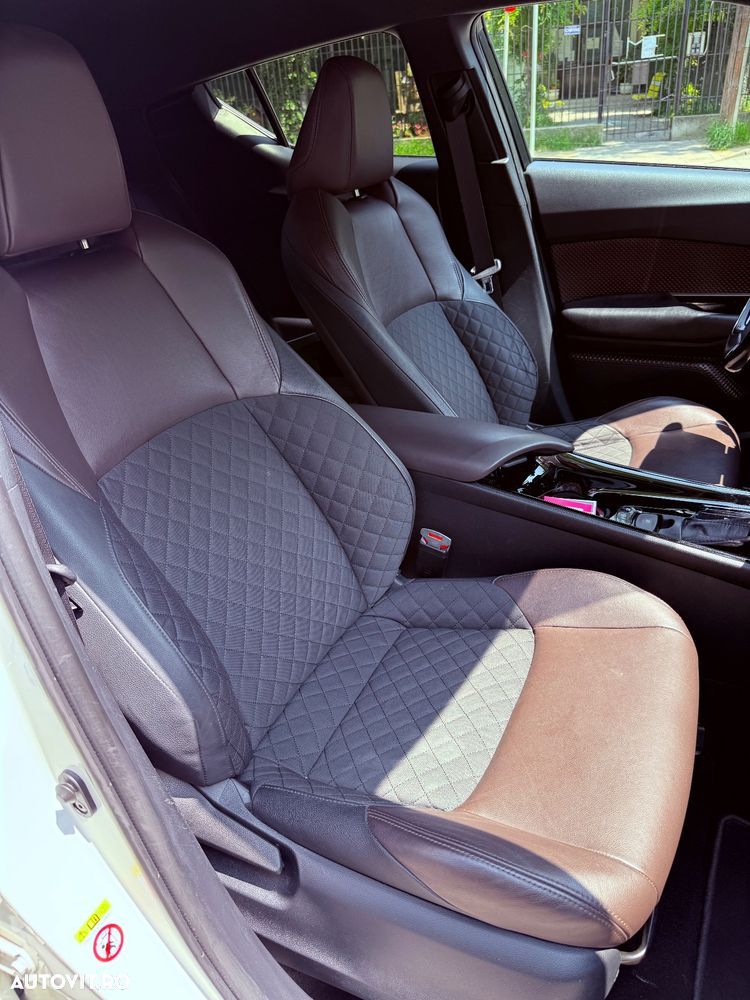 Toyota C-HR 1.8 HSD 4x2 CVT C-enter - 13