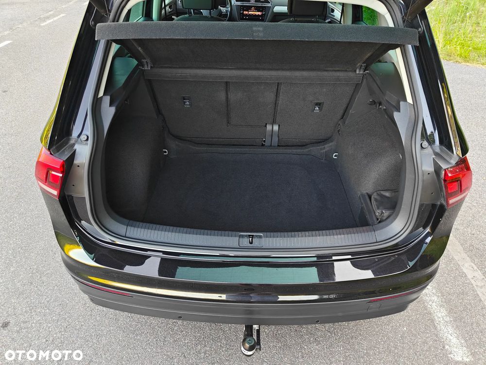 Volkswagen Tiguan - 36
