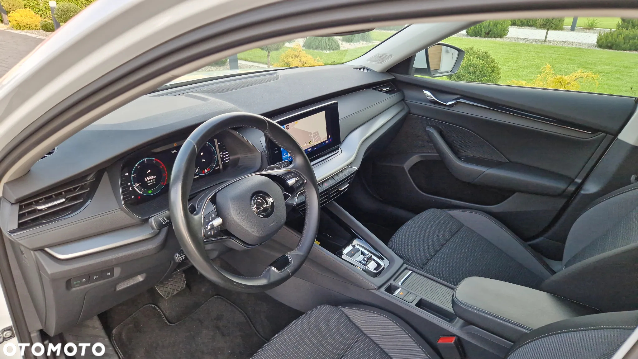 Skoda Octavia Combi 2.0 TDI DSG Sport Edition - 7