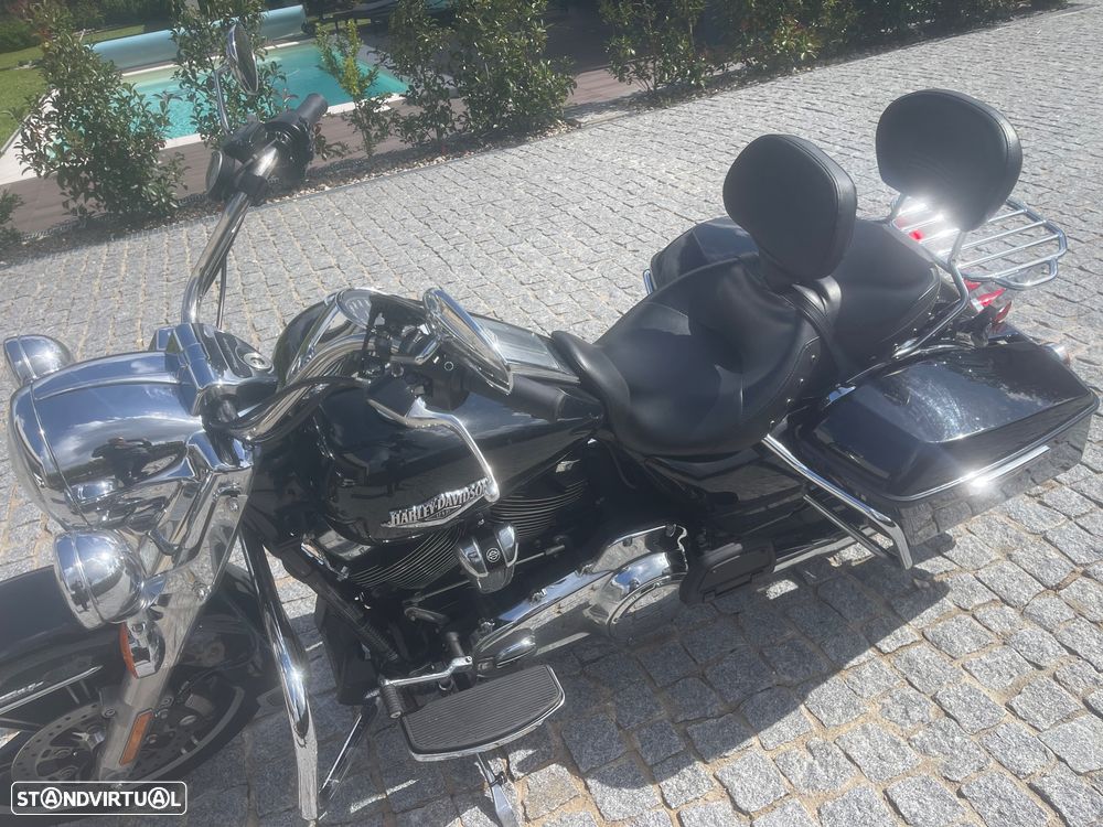 Harley-Davidson Road - 3