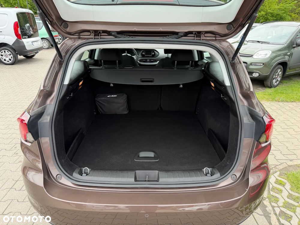 Fiat Tipo 1.4 T-Jet 16v Pop - 14