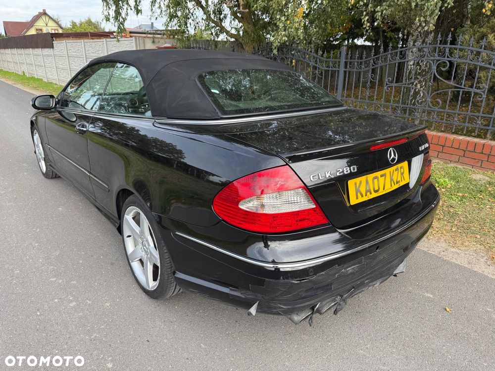 Mercedes-Benz CLK - 18