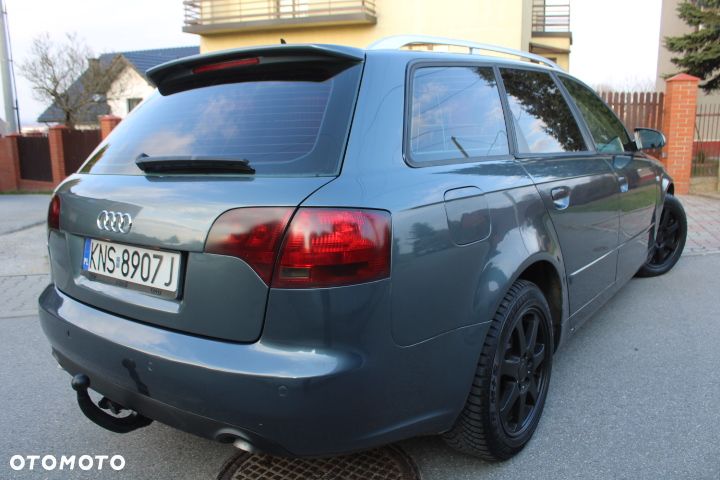 Audi A4 Limousine - 17