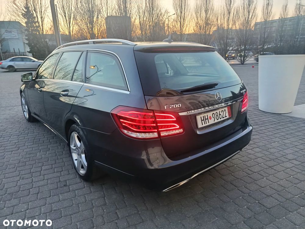 Mercedes-Benz Klasa E 220 CDI BlueEff - 12