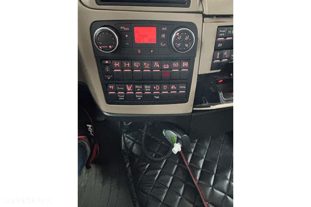 MAN TGX 35.580 8x4*4 EURO6 + RETARDER + HYDRAULICS - 21