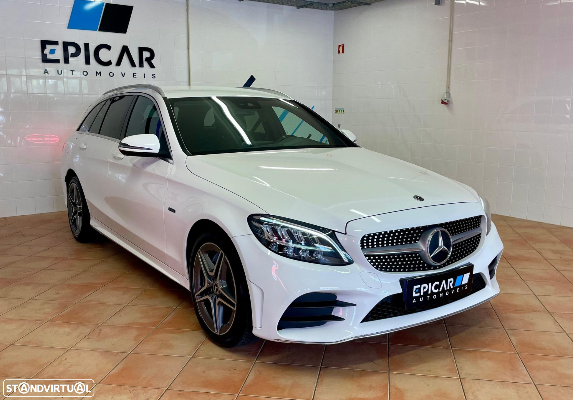 Mercedes-Benz C 300 de AMG Line - 4