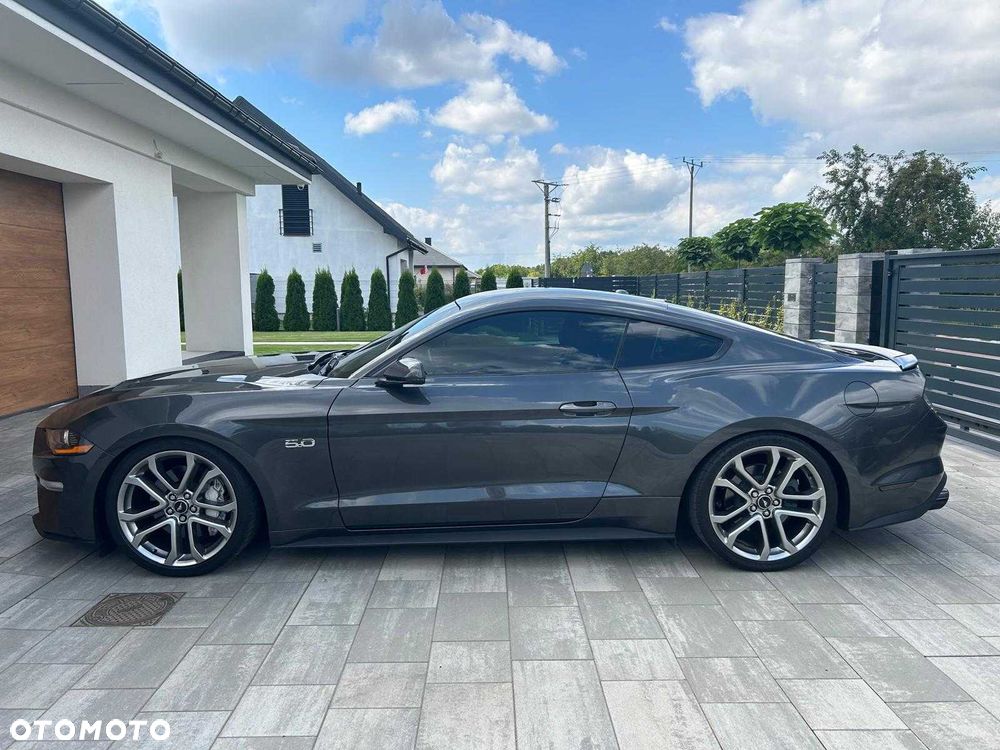Ford Mustang - 5