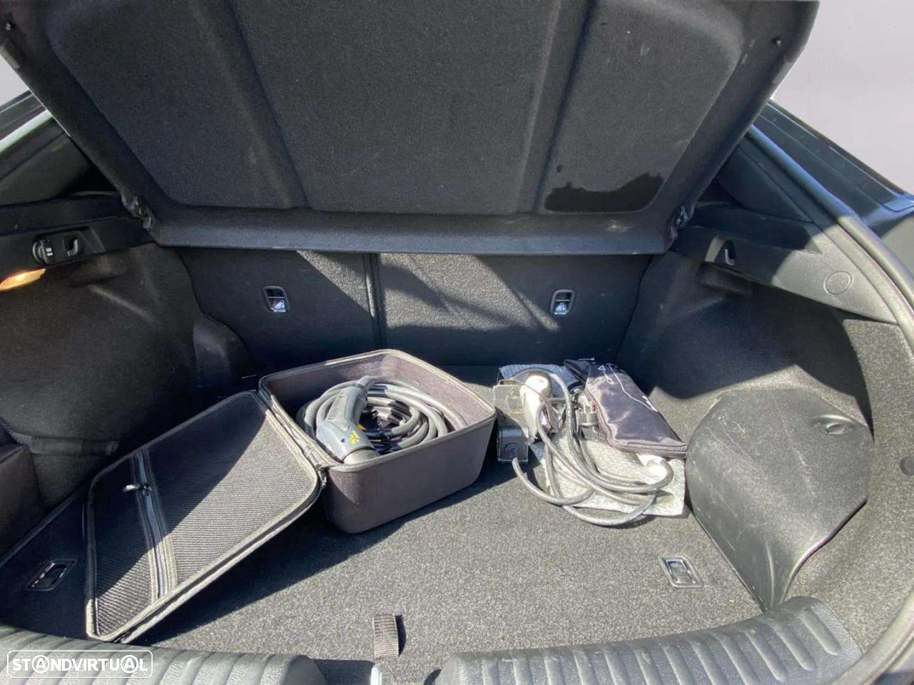 Kia XCeed 1.6 GDi PHEV Drive - 17