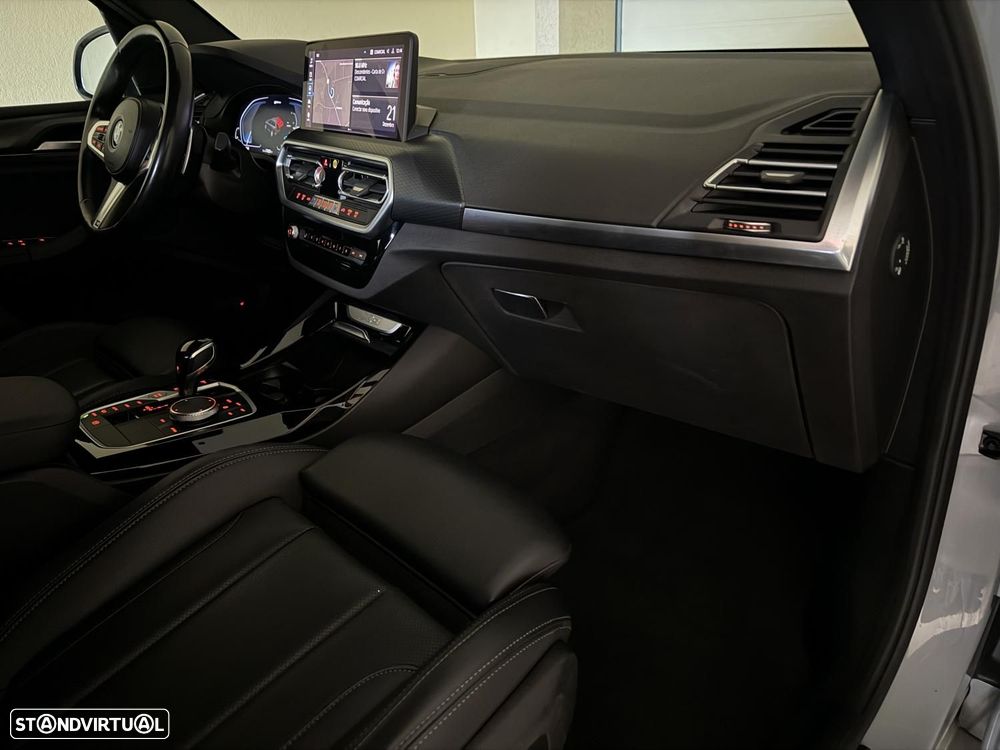 BMW X3 30 e xDrive Pack M — fotografia 21