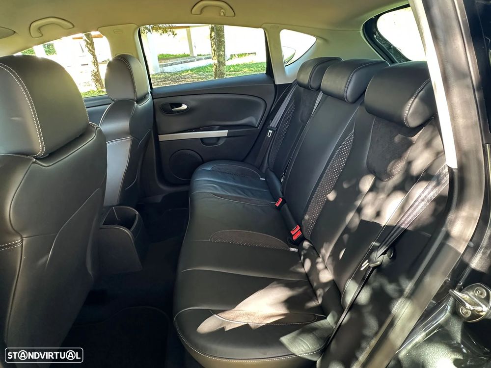 SEAT Leon 1.6 TDI Ecomotive Sport Start/Stop - 18