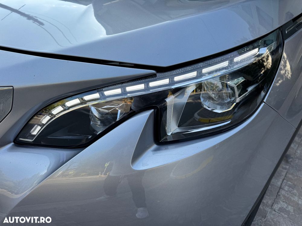 Peugeot 3008 - 11