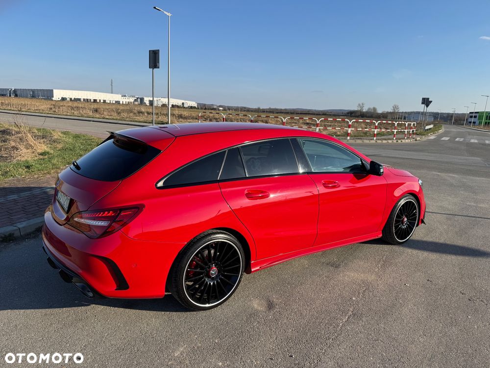 Mercedes-Benz CLA 200 7G-DCT AMG Line - 13