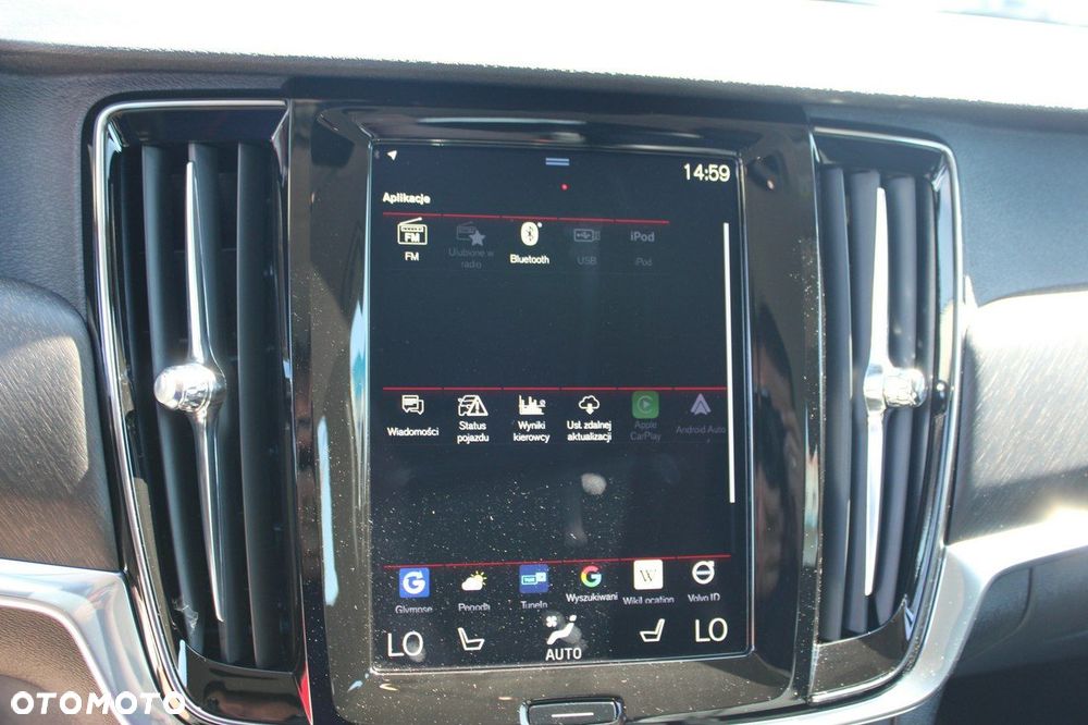 Volvo V90 Cross Country D4 AWD - 28