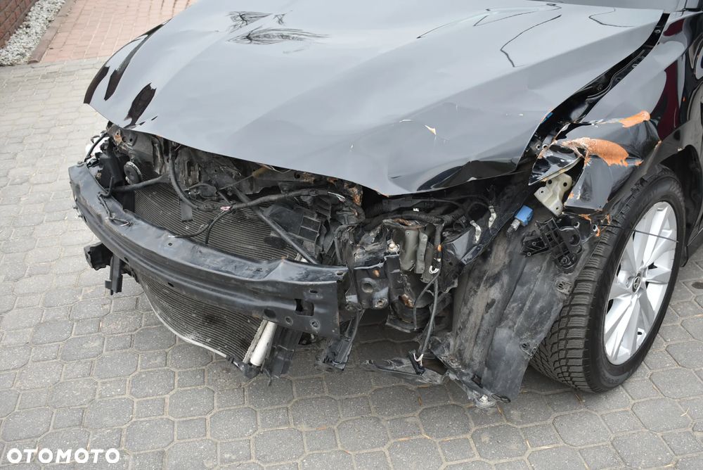 Toyota Camry 2.5 Hybrid Comfort CVT - 10