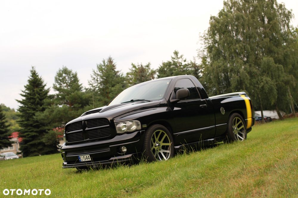 Dodge RAM 5.7 HEMI - 1