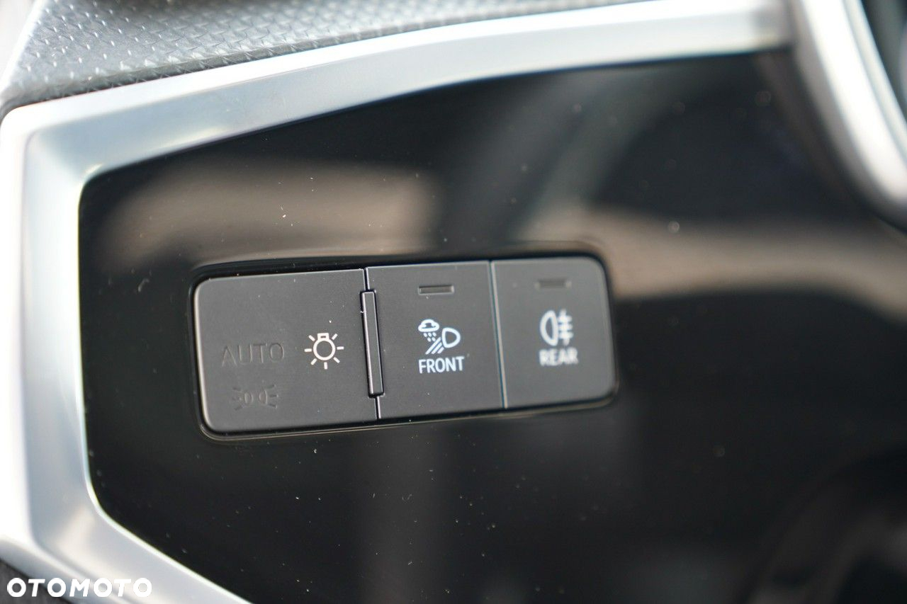 Audi Q3 Sportback - 18