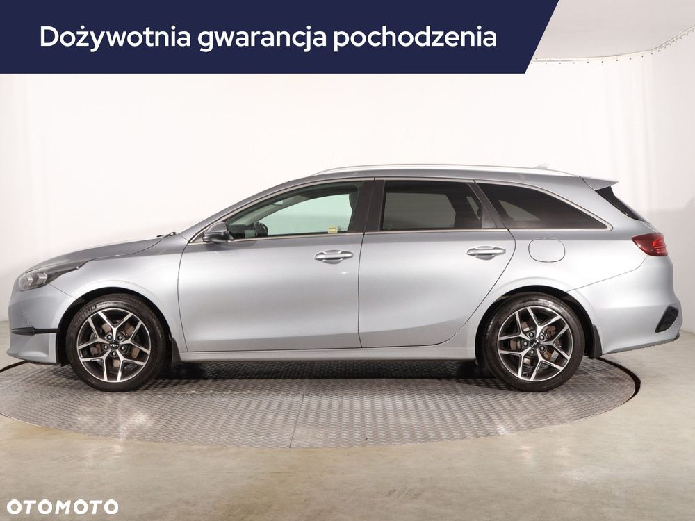 Kia Ceed - 4