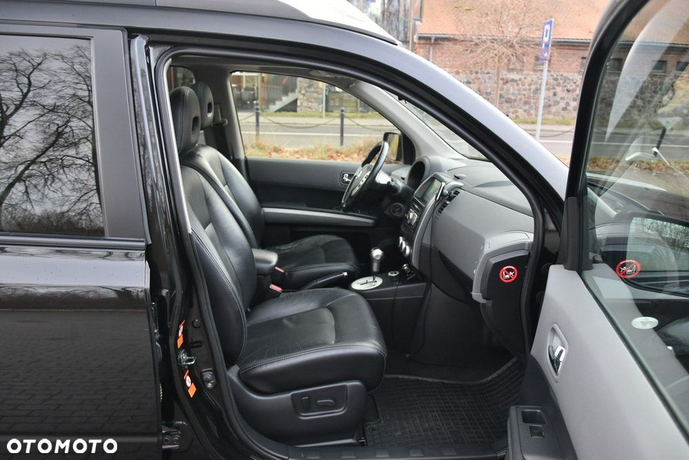 Nissan X-Trail - 8