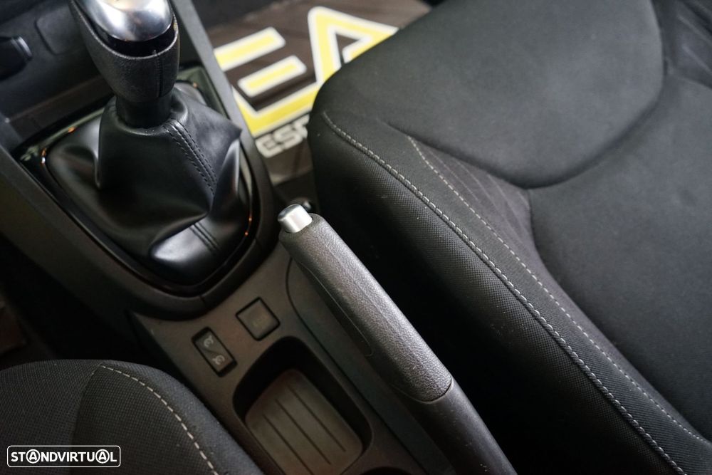 Renault Clio Sport Tourer 0.9 TCe Limited - 29