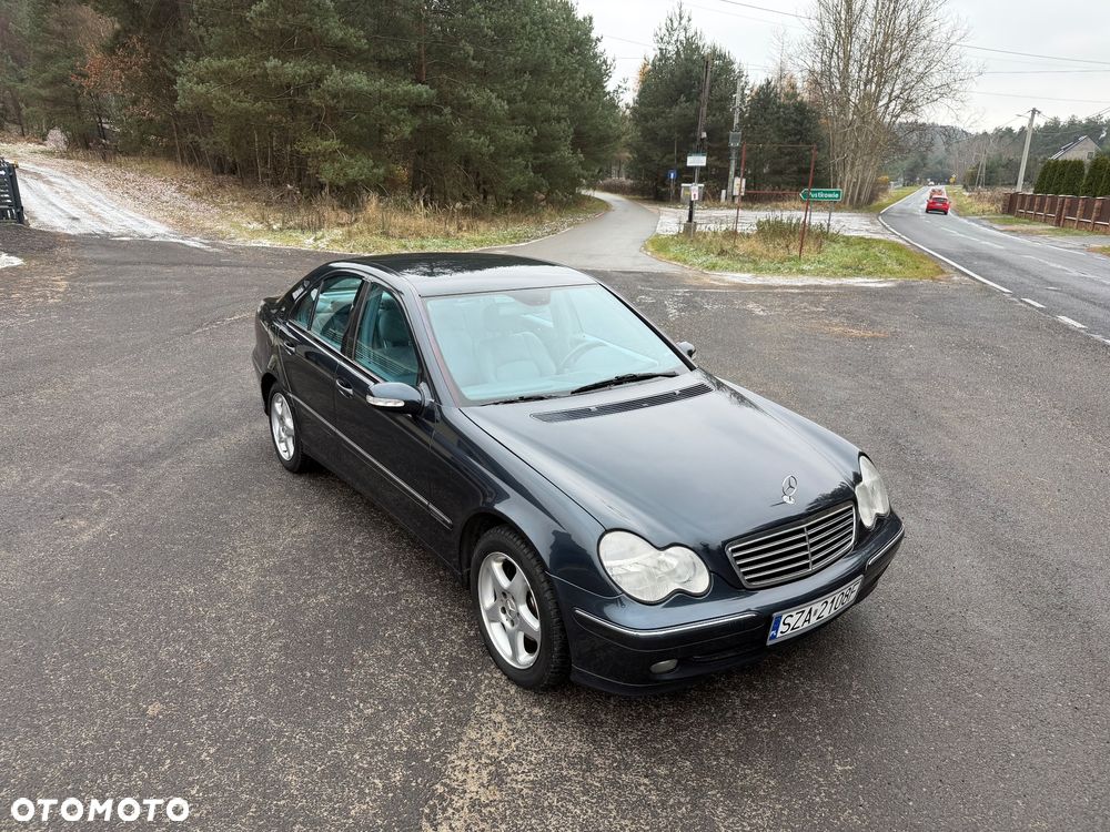 Mercedes-Benz Klasa C 220 T CDI Avantgarde - 12