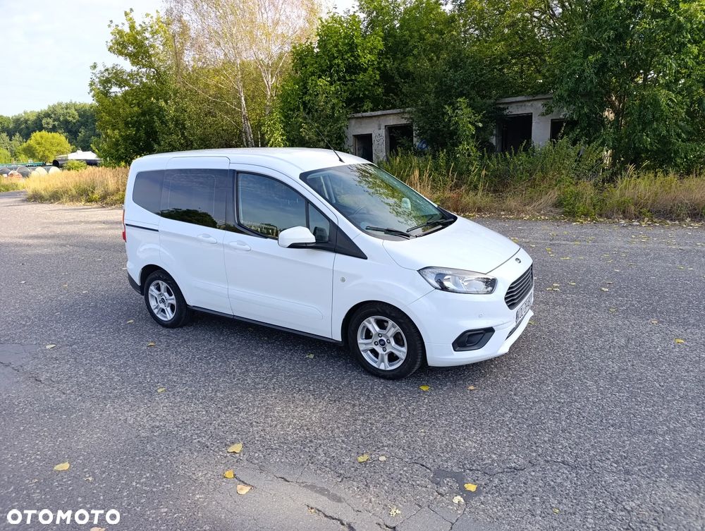 Ford Transit Courier - 5