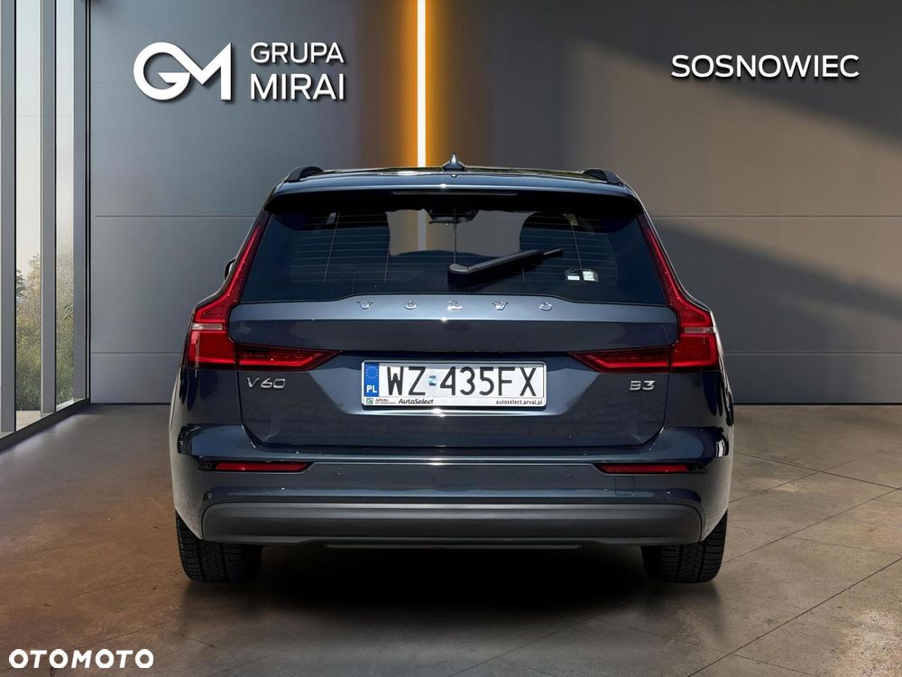 Volvo V60 2023 photo 4
