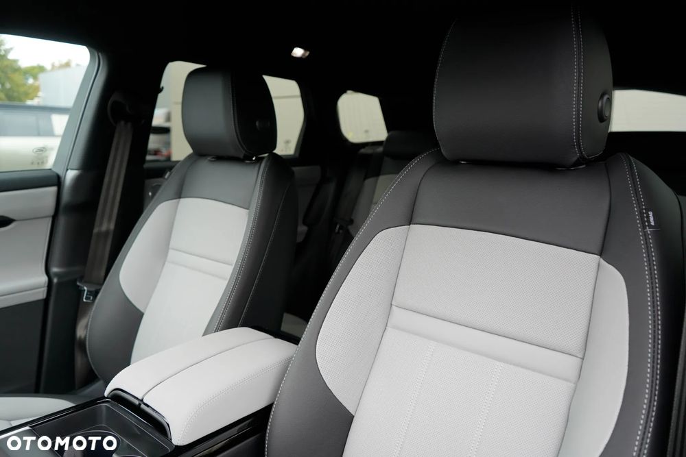 Land Rover Range Rover Evoque 2.0 D200 mHEV Hoxton Edition - 28