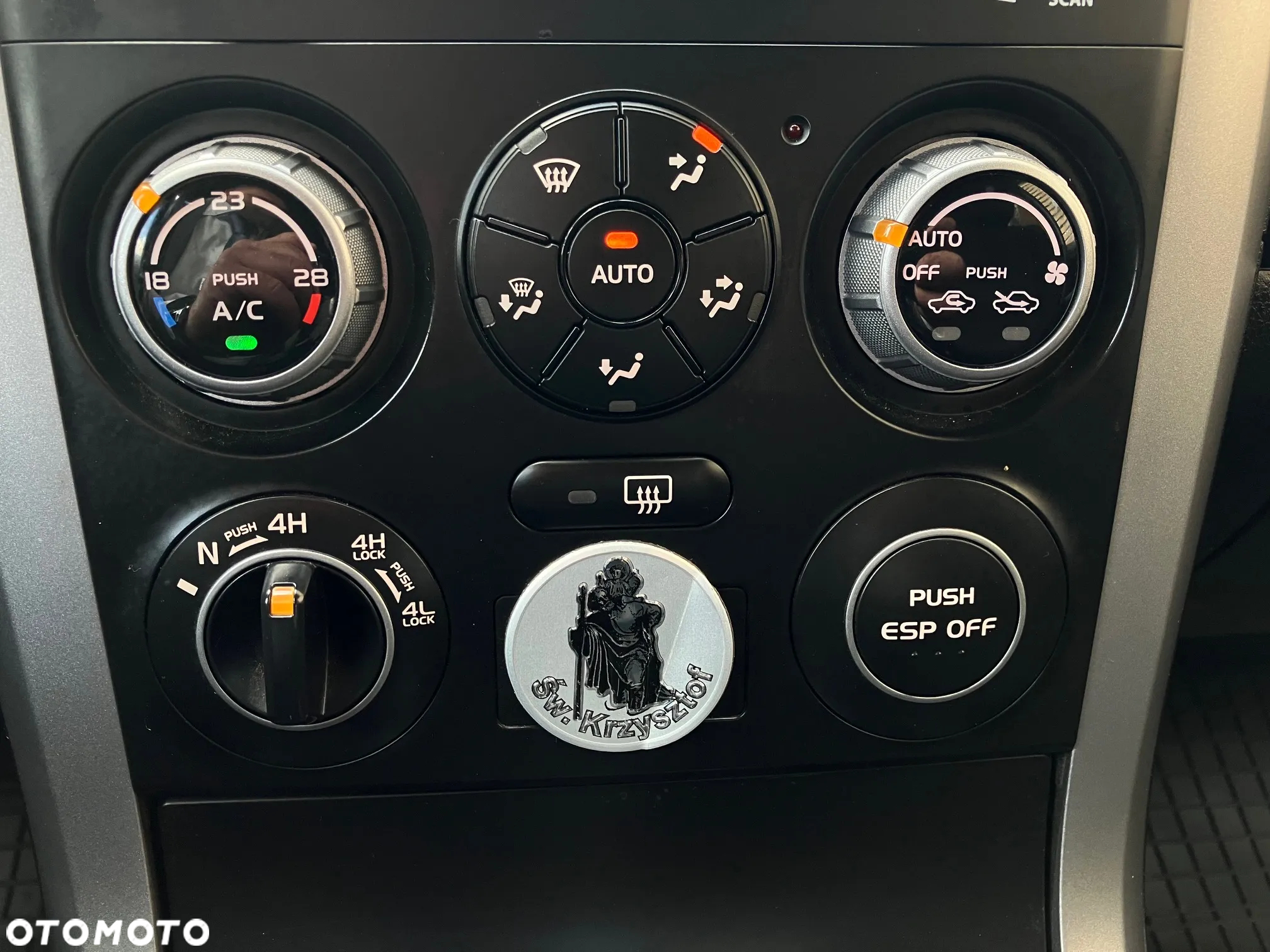 Suzuki Grand Vitara 1.9 DDiS Comfort - 24